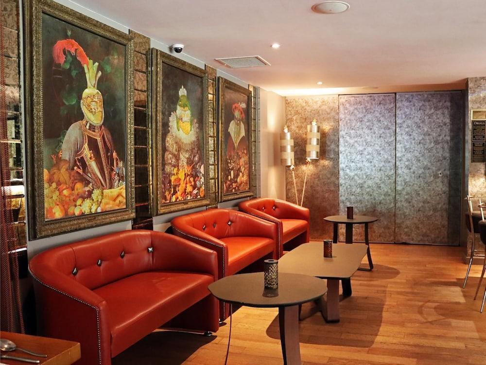 סלאו The Pinewood Hotel מראה חיצוני תמונה